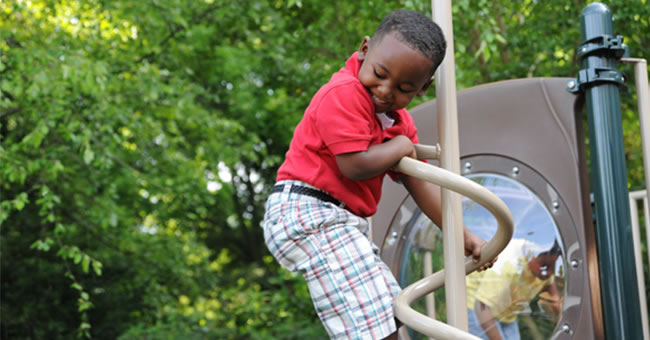 playground delivery and set up