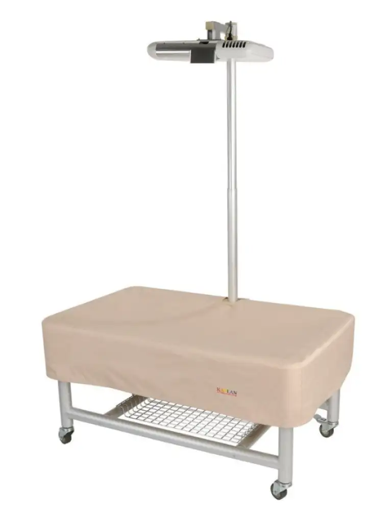 Illumination Station with cover